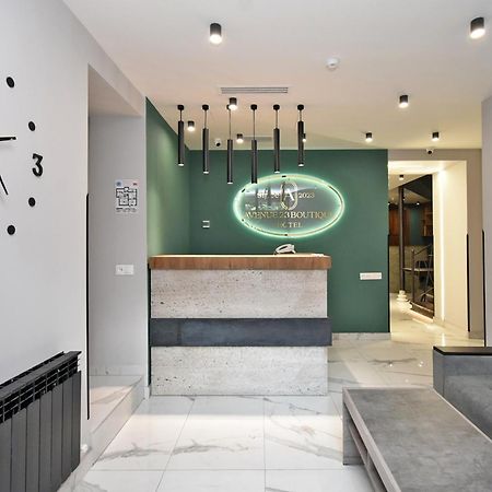 Avenue 23 Boutique Hotel เยเรวาน ภายนอก รูปภาพ
