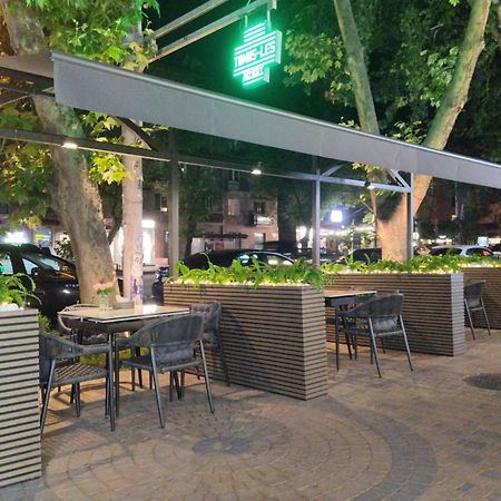 Avenue 23 Boutique Hotel เยเรวาน ภายนอก รูปภาพ