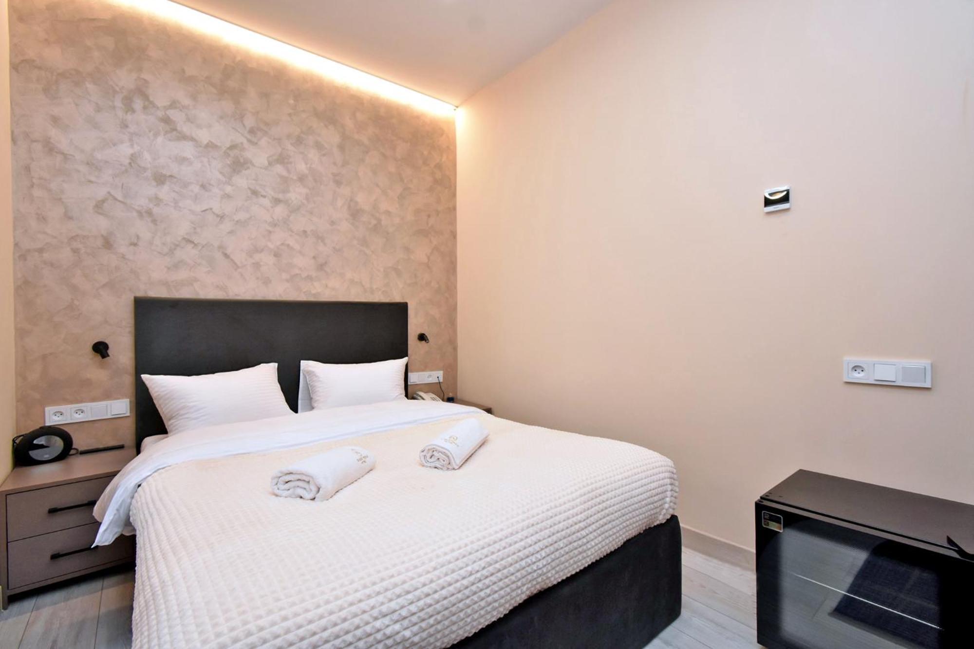 Avenue 23 Boutique Hotel เยเรวาน ภายนอก รูปภาพ