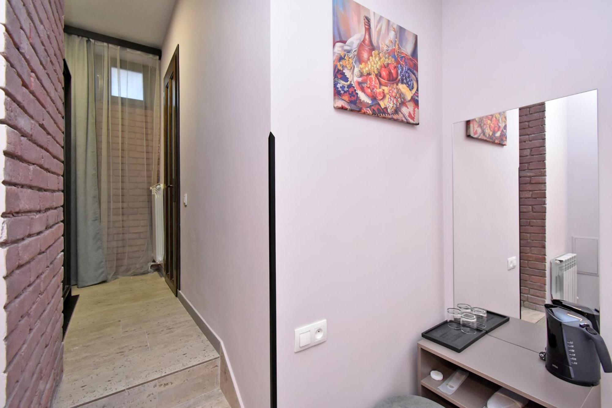 Avenue 23 Boutique Hotel เยเรวาน ภายนอก รูปภาพ