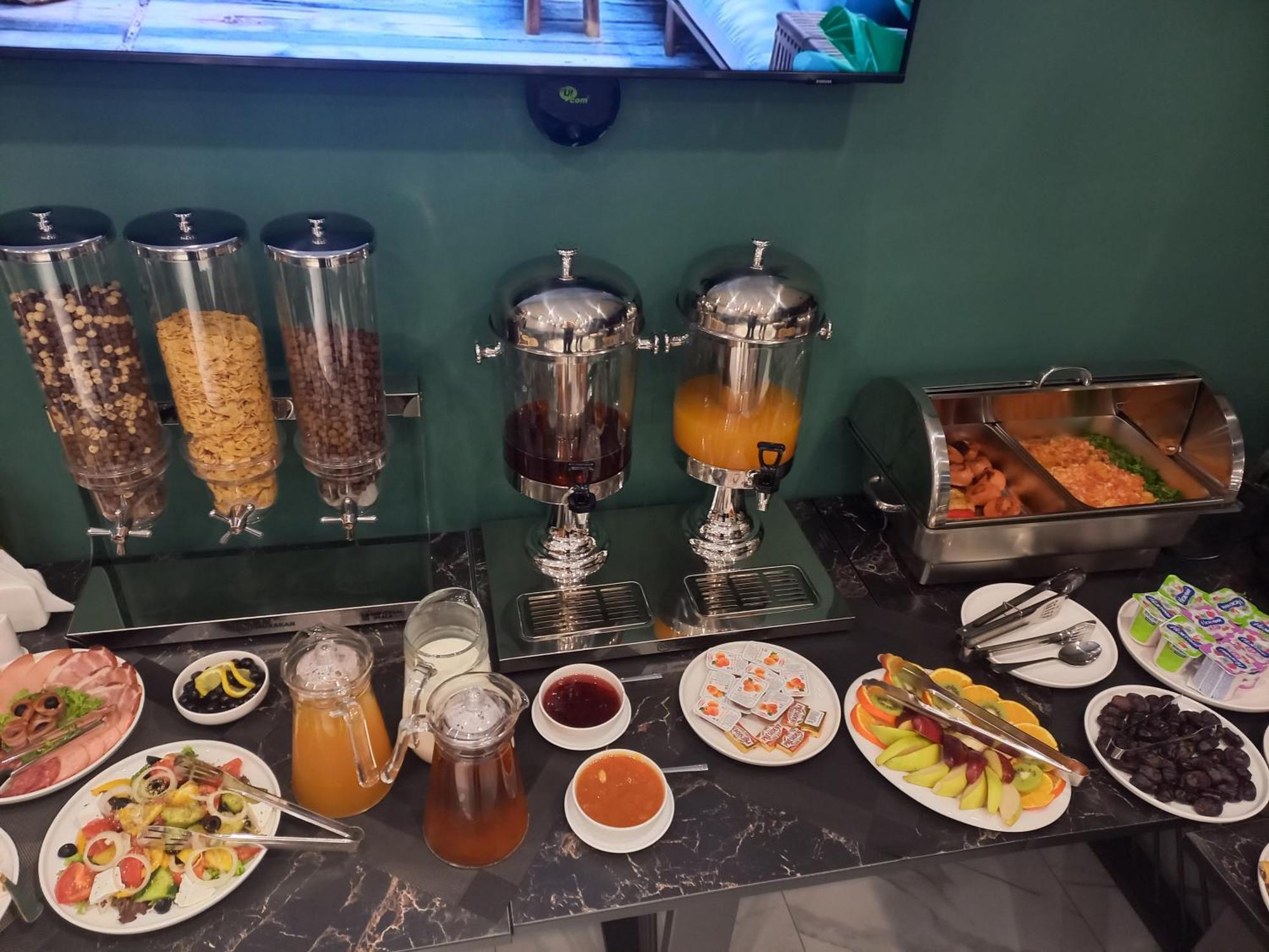 Avenue 23 Boutique Hotel เยเรวาน ภายนอก รูปภาพ
