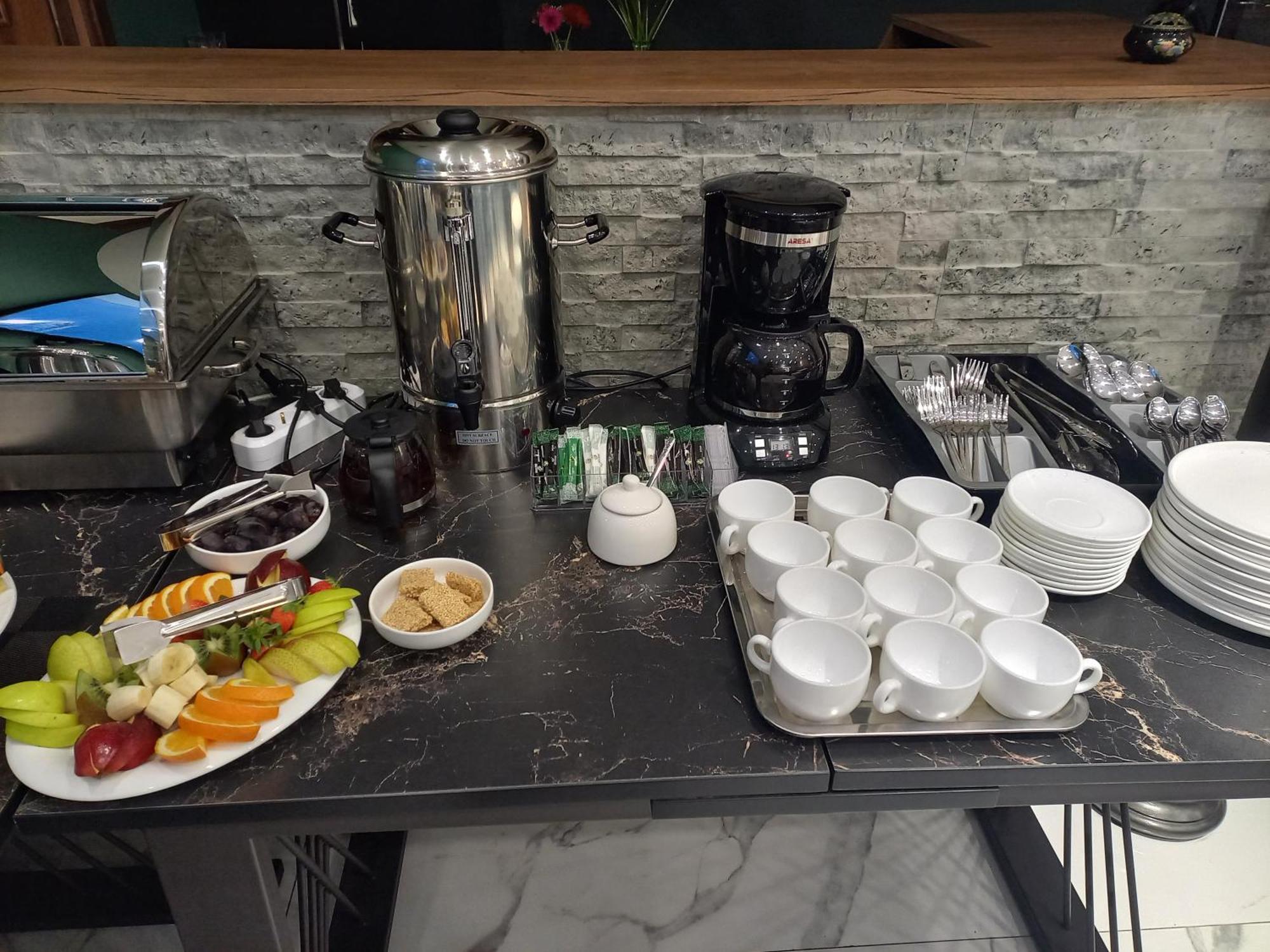 Avenue 23 Boutique Hotel เยเรวาน ภายนอก รูปภาพ